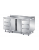 TAVOLO INOX AISI 304 CON 2 CASSETTIERE LATERALI A 3 CASSETTI + 2 ANTE A BATTENTE CENTRALI - CON ALZATINA - CM. 160X70X85H