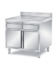 TAVOLO ARMADIATO INOX AISI 304 CON 2 ANTE A BATTENTE E 2 CASSETTI, CON ALZATINA, ANGOLO RAGGIATO SU 1 FRONTE - CM. 100X90X87H