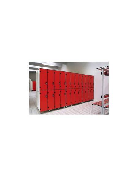 Armadio spogliatoio in laminato. Nr. 3 colonne con vano singolo di dimensione cm 30x50x180h