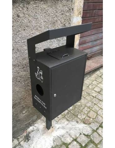 Raccolta deiezioni canine