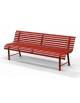 Panchina ergonomica per parco con spalliera e seduta in listoni di acciaio colore rosso - cm 200x63x80h
