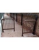 Barriera L.150 cm da tassellare, realizzata in acciaio zincato e verniciato - cm 162x106h