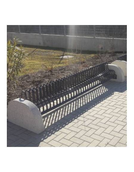 Portabici 7 posti realizzato completamente in acciaio zincato e verniciato, fianchi in cemento - cm 278x75,2x48,9h