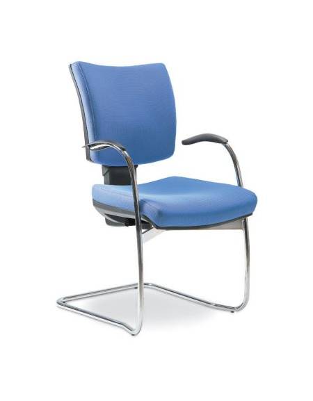 Poltrona direzionale con braccioli regolabili- base in nylon - alzata a gas cm 66x61x122/136h