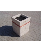 Ceneriera Quadrata in Cemento – Design Elegante con Inserto Zincato - Colore Bianco pietra - cm 50x50x70h - Conforme ai CAM