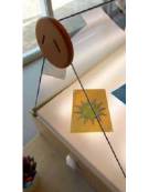 TAVOLO LUMINOSO ALLUNGABILE CON SOPRALZO IN PLEXIGLAS - chiuso cm 135x70x66h e aperto cm 385x70x66h