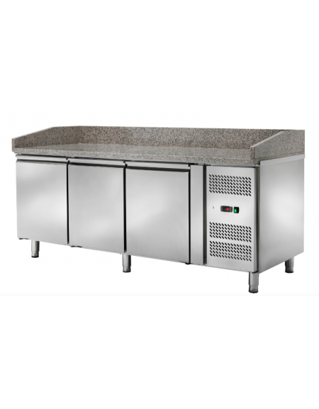 Banco pizza refrigerato ventilato, 3 porte - piano in granito e vetrina - temperatura -2/+8°C - mm L 2025x800x1050h