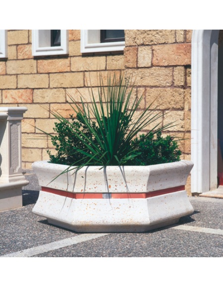 Fioriera esagonale  per esterno in graniglia di marmo sabbiato - colore a scelta - cm 155x120x65h - Conforme ai CAM