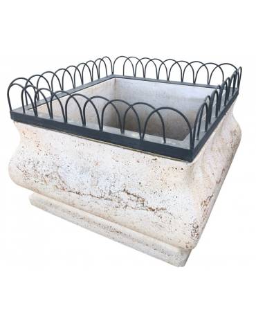 Fioriera quadrata in graniglia di marmo sabbiato - colore a scelta - struttura decorativa in acciaio - cm 150x150x100h - CAM