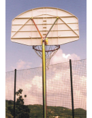 Canestro su colonna per minibasket con tabellone misure 112 x 73 cm