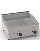 Fry-Top a gas da banco, 2 zone cottura - piastra 1/3 rigata + 2/3 liscia, cm 69,6x52 - potenza gas Kw 8 - cm 70x60x30h