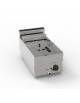 Friggitrice elettrica da banco Lt 8 - 1 vasca con elementi riscaldanti basculanti - potenza totale kw 6 trifase - cm 35x60x30h