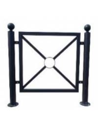 Barriera in tubolare acciaio zincato e verniciato. Pannello interasse - cm 82,5x82,5h