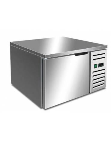 Abbattitore surgelatore da banco N° 3 Teglie GN2/3 Capacità Lt 33 - cm 60x60x43h