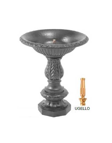 Fontana in ghisa con ugello
