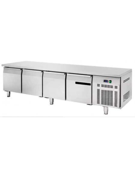 Banco refrigerato ventilato in acciaio inox con 4 porte, altezza cm 65 - Temp. 0/+8°C - Lt 353- Classe D - cm 225x70x65h