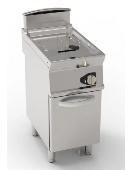 Friggitrice a gas freestanding, 1 vasca con scambiatori di calore, cm 24x34,2x30,5h - 13lt - cm tot. 40x70x90h Friggitrice a gas freestanding, 1 vasca con scambiatori di calore, cm 24x34,2x30,5h - 13lt - cm tot. 40x70x90h