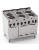 Cucina elettrica trifase-20,3kw, 6 piastre Ø22, su forno elettrico GN2/1 con camera cm 57x65x30 -cm 105x70x85h