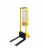 Sollevatore ad arganello con frizione incorporata arresto automatico, sollevamento max cm 160 - cm 110x66x198h