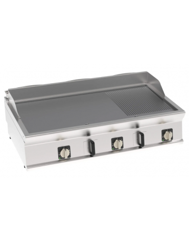 Fry-Top elettrico da banco, 2/3 liscio + 1/3 rigato cromato spazzolato, zona cottura cm 113x56 - trifase Kw 11,7 - cm 120x70x28