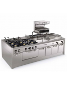 Fry-Top elettrico su vano aperto - piastra 1/3 rigata + 2/3 liscia, zona cottura cm 113x56 - trifase Kw 11,7 - cm 120x70x90h