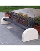 Panchina con schienale e fianchi in graniglia di marmo- cm 234,3x73,5x80,3