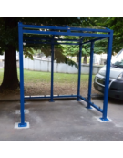 Pensilina in acciaio zincato e verniciato, pareti in vetro, e tetto in policarbonato - chiusa su 3 lati - cm 224x200x250h