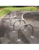 Portabici a 2 posti realizzato ad archetto in acciaio inox - Da tassellare - cm 72,8x80h