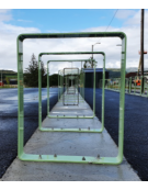 Portabici singolo in piatto ad arco, in acciaio zincato e verniciato - Da tassellare - cm 50x12x101h