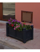 Fioriera a forma rettangolare in tubolare quadro con decori, ricavati da torneria e traversi in tubo quadro - cm 100x50x60h