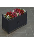 Fioriera rettangolare in acciaio zincato e verniciato con decoro centrale e decori superiori a forma di pigna - cm 120x50x60h