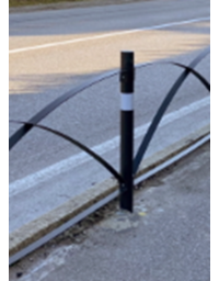 Supporto di mezzo da inghisare per barriera in tubolare acciaio zincato e verniciato - cm &Oslash;8x120h