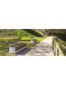 Panchina monoblocco in graniglia di marmo, seduta e schienale con doghe in legno di pregio - con braccioli - cm 200x69,4x97h