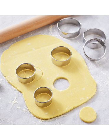 Set tagliapasta ad anello in acciaio inox, 14 pezzi - altezza cm 3