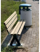 Panchina con schienale in doghe di legno di pino, struttura e braccioli in acciaio zincato e verniciato - cm 200x52,4x86h