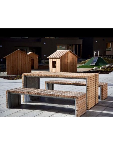 Set composto da 1 tavolo e 2 panchine piane con doghe in legno di pino, struttura in acciaio zincato verniciato  - cm L. 199