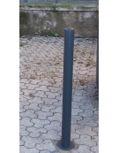 Dissuasore amovibile in acciaio zincato e verniciato - con boccola zincata per lucchetto (escluso) - cm Ø10,2x141,8h