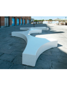 Panchina monoblocco in cemento bianco senza schienale - con finitura acrilica trasparente - totalmente levigata - cm 228x43x142h