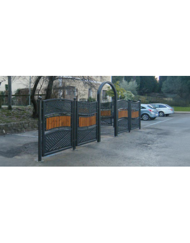 Arco per passaggio bidoni per isola ecologica