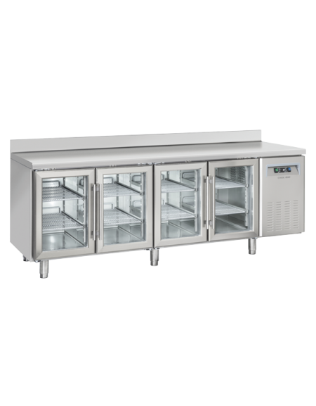 Tavolo refrigerato 4 porte a vetro con alzatina in acciaio inox, refrigerazione ventilata +3/+10 °C - Classe C - cm 225x72,5x95h