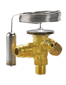 Tavolo GN1/1 refrigerato in acciaio inox 3 porte con motore remoto (escluso) refrigerazione ventilata -2°/+8°C- cm 165,5x70x85h