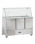 Saladette refrigerata GN1/1 inox 3 sportelli con top apribile, rubinetto e 15 vaschette GN 1/6 in PVC - cm 136,5x70x138,5h