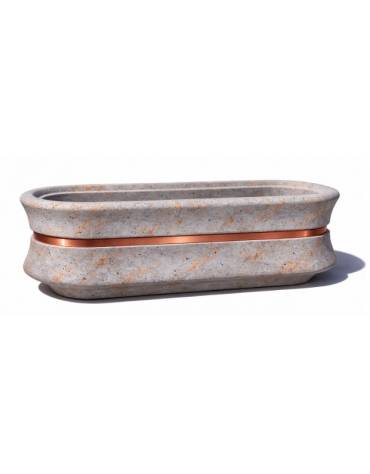 Fioriera ovale in cemento calcestruzzo - colore Grigio travertino - con fascia color rame - cm 170x60x65h - Conforme ai CAM