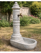 FONTANA IN CALCESTRUZZO CEMENTO COLORE BIANCO SABBIATO PER ESTERNO - cm 66x45x121h - Conforme ai CAM