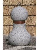 Dissuasore traffico in cemento BOMBATO - Colore grigio pietra - con fascia alluminio - cm Ø 50x75h