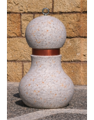 Dissuasore traffico in cemento BOMBATO - colore Grigio travertino - con fascia CATARIFRANGENTE - cm Ø 50x75h