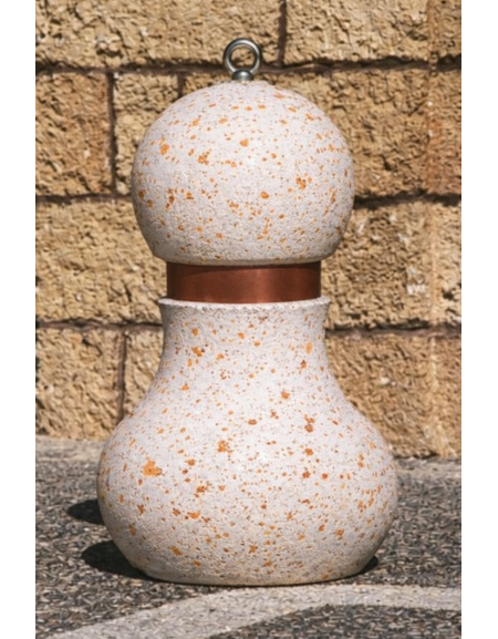 Dissuasore traffico in cemento BOMBATO - colore Bianco travertino - con fascia CATARIFRANGENTE - cm Ø 50x75h