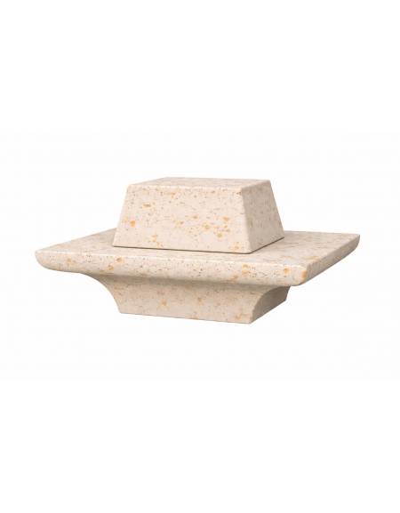 Panchina quadrata in cemento con schienale e fioriera centrale - colore Bianco travertino - cm 190x190x90h - Conforme ai CAM