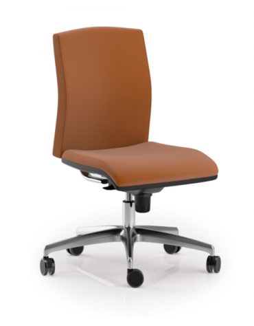 Poltrona ergonomica girevole con schienale basso - movimento sincronizzato - rivestimento Ecopelle o Poliestere ignifugo