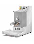Macchina per pasta fresca da 23 Kg. orari - Con manicotto raffreddato ad acqua, coltello elettronico e ventilatore